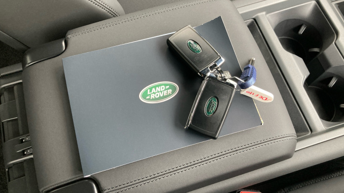 Land Rover Defender 3.0 D250 X-Dynamic HSE 110 5dr Auto Diesel Estate - Image 35